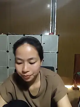 Snapshot of Cat-meow chatting on 04.15.26 Cat-meow online show from 04.15.26