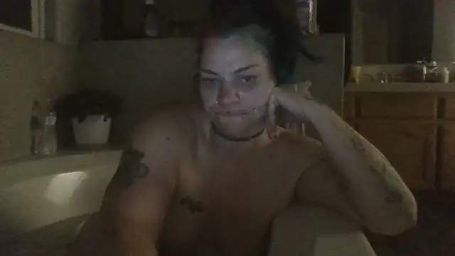 Snapshot of anitabonghit chatting on 04.13.26 anitabonghit online show from 04.13.26