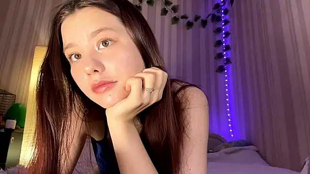 CutieSlim online show from 03.05.26