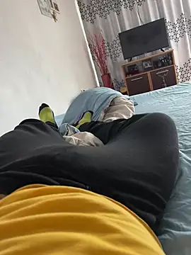 Snapshot of Andreiandu23 chatting on 01.12.26 Andreiandu23 online show from 01.12.26