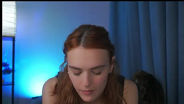 Snapshot of foxy_cute4you chatting on 05.20.26 foxy cute4you online show from 05.20.26