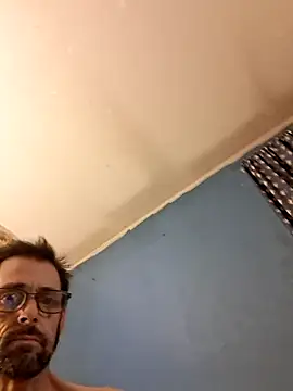 BIGDADDYSQUEEN online show from 11.17.25