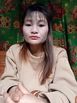 Lee-Thee online show from 12.02.25