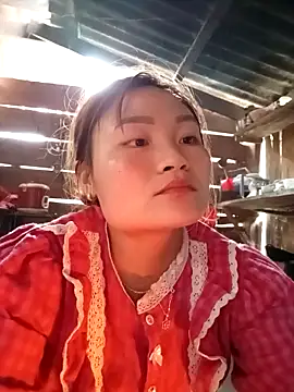 Lee-Thee online show from 02.04.26