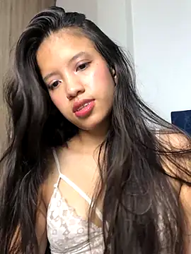 I-Am-Vilu online show from 12.02.25