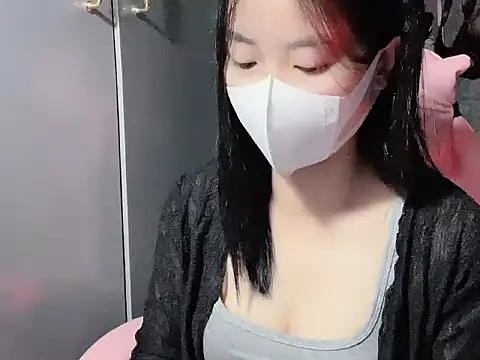 Hellen2999 online show from 11.24.25