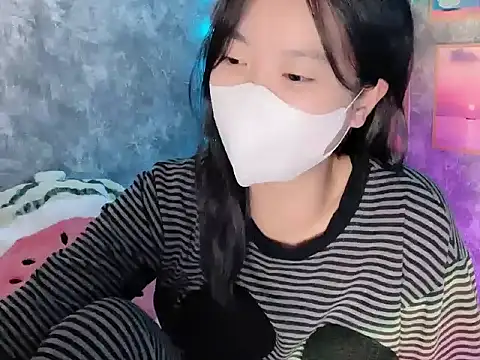 Hellen2999 online show from 11.28.25