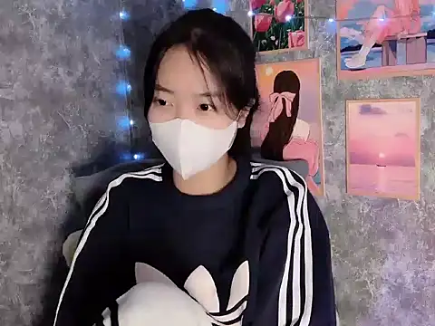 Hellen2999 online show from 11.30.25