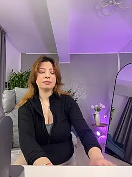 Snapshot of AmberRosewood chatting on 03.04.26 AmberRosewood online show from 03.04.26