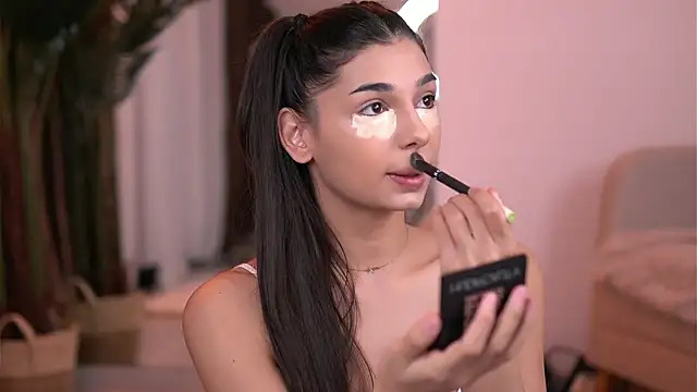 LuvCaprice online show from 01.10.26