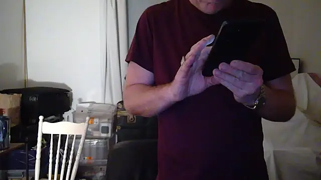 Snapshot of Hardwarelane67 chatting on 11.29.25 Hardwarelane67 online show from 11.29.25