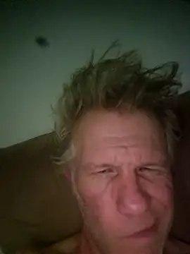 Snapshot of Hardwarelane67 chatting on 03.12.26 Hardwarelane67 online show from 03.12.26