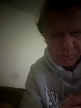 Snapshot of Hardwarelane67 chatting on 05.18.26 Hardwarelane67 online show from 05.18.26