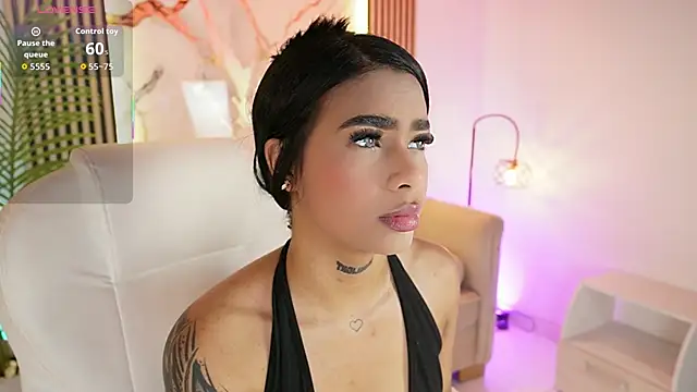 MeganLowell online show from 12.03.25