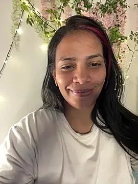ArielleMillerr- online show from 07.08.26