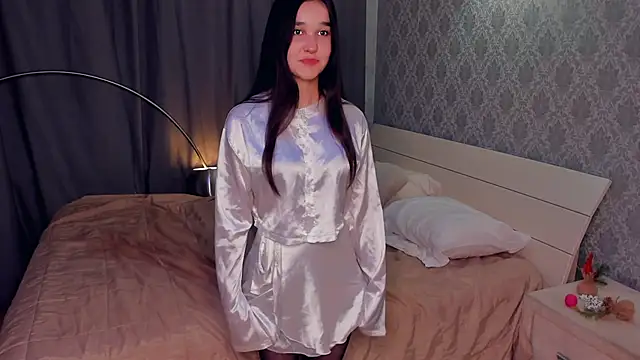 MeliaMelchiori online show from 12.16.25