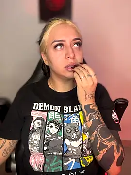 VeloraVyxen  online show from 12.05.25