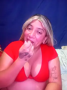 Snapshot of Fat_Dirty_Nasty chatting on 04.15.26 Fat Dirty Nasty online show from 04.15.26