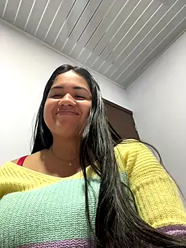 Snapshot of Adriana_27 chatting on 11.18.25 Adriana 27 online show from 11.18.25