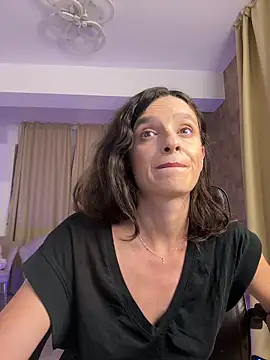 AnnaHarperX online show from 09.10.25