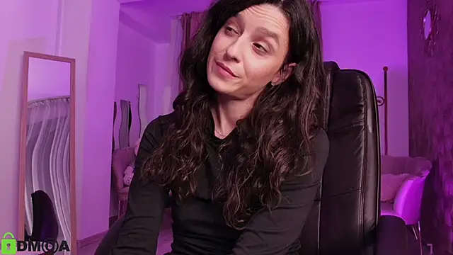 Snapshot of AnnaHarperX chatting on 02.04.26 AnnaHarperX online show from 02.04.26