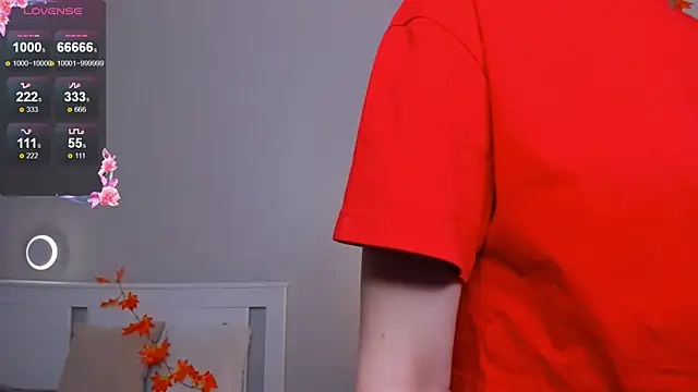 UmbraVelour online show from 12.15.25