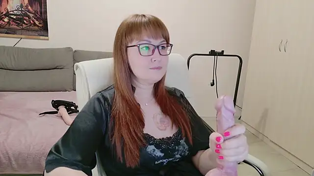 Foxy-lady online show from 10.22.25