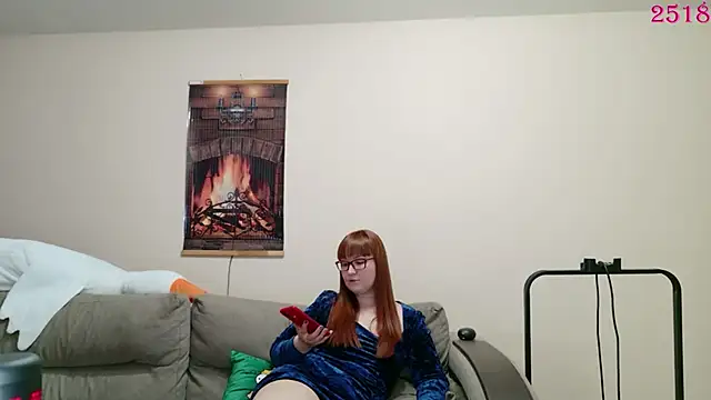 Foxy-lady online show from 04.12.26