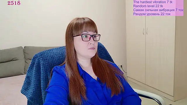Snapshot of Foxy-lady chatting on 05.21.26 Foxy-lady online show from 05.21.26