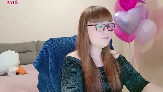 Snapshot of Foxy-lady chatting on 05.29.26 Foxy-lady online show from 05.29.26