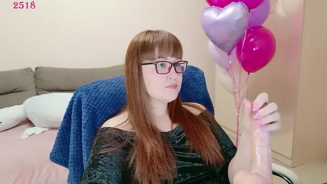 Snapshot of Foxy-lady chatting on 05.31.26 Foxy-lady online show from 05.31.26