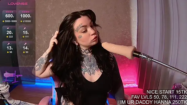 Snapshot of hanna_baeee chatting on 01.11.26 hanna baeee online show from 01.11.26