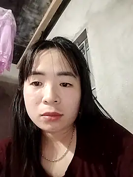 Snapshot of Xuca-bits chatting on 12.03.25 Xuca-bits online show from 12.03.25