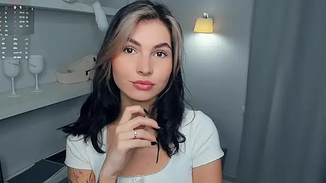 FeliciaKogen online show from 11.25.25