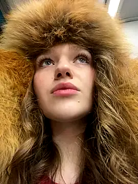 Snapshot of RussianWoman chatting on 12.05.25 RussianWoman online show from 12.05.25