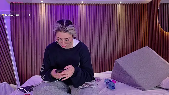 GabyRose9 online show from 03.16.26