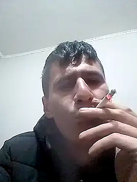 Snapshot of uiuftyrrtydre chatting on 11.19.25 uiuftyrrtydre online show from 11.19.25