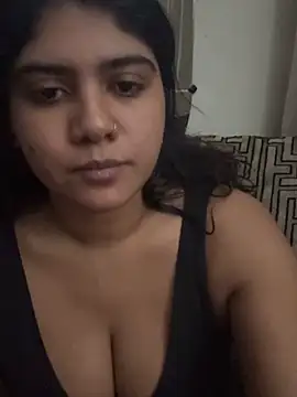 TiaBella  online show from 01.05.26