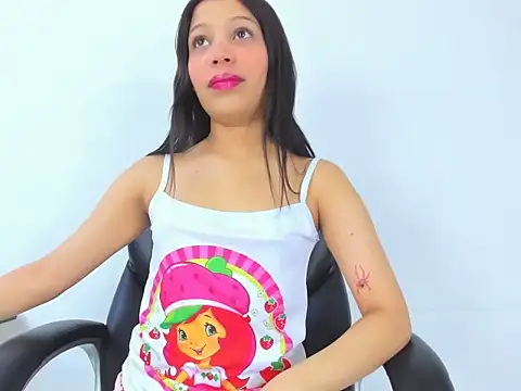 Mia Scarlett18 online show from 11.26.25