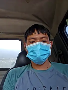 Snapshot of huykkk99 chatting on 11.19.25 huykkk99 online show from 11.19.25