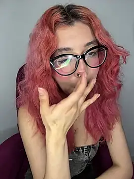 Valen-Foxx1 online show from 04.15.26