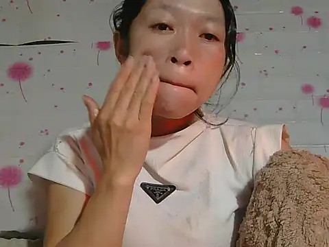 Kim mon online show from 12.14.25