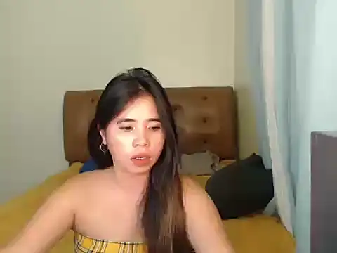 prettyELLE online show from 04.04.26