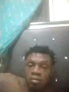 Snapshot of laperson chatting on 12.03.25 laperson online show from 12.03.25