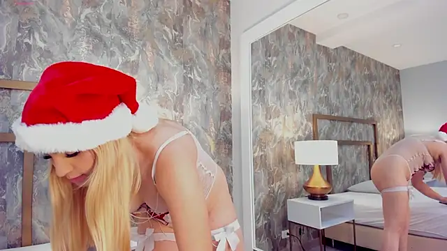 AlejaPalmer online show from 12.19.25