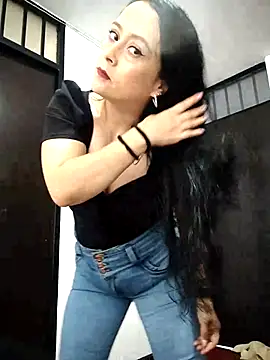 danielita1414 online show from 01.15.26