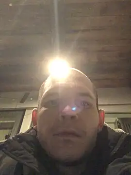 Spielzeugtwink online show from 12.04.25