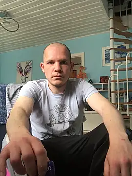 Snapshot of Spielzeugtwink chatting on 05.06.26 Spielzeugtwink online show from 05.06.26