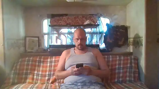 BigriskDaddy92 online show from 03.17.26