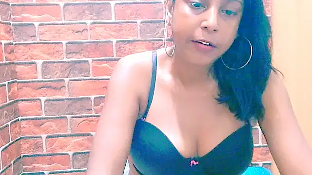 Snapshot of indian_spice_girl chatting on 04.16.26 indian spice girl online show from 04.16.26